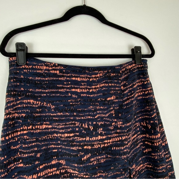 BCBGeneration Womens 10 Mini Skirt Navy Blue Pink Side Zip Front Slit Hem 17” - Picture 3 of 10